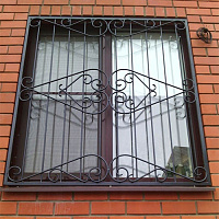 Металлические декоративные решетки для окон, дверей, балконов